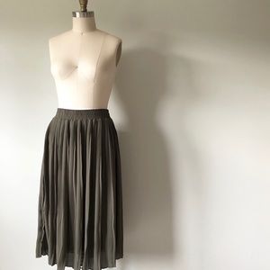 Olive Pleated Midi Skirt